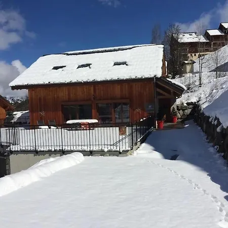 Les Chalets D'adrien 9 *